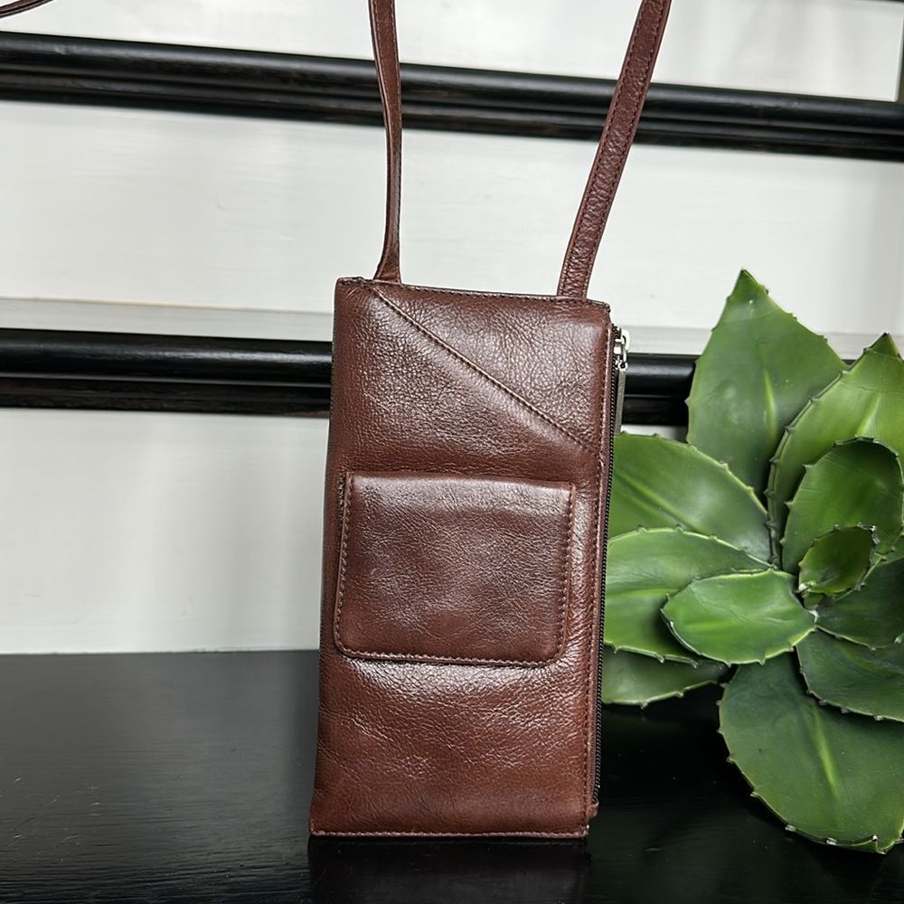 HOBO Brown Leather Crossbody Phone Wallet EUC